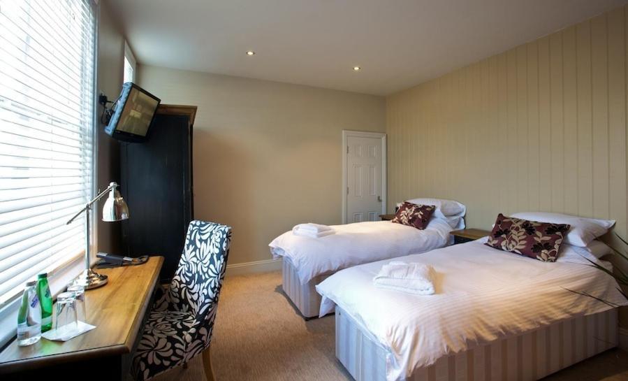 Cargo Hotel Southampton Room photo